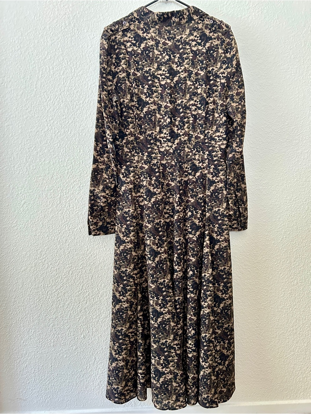 Michael Kors Silk Runway Dress in Juniper Camo print sz 12 originally $2690 - Picture 14 of 15